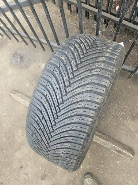 Maxxis 245/40 R20 Sve sezone