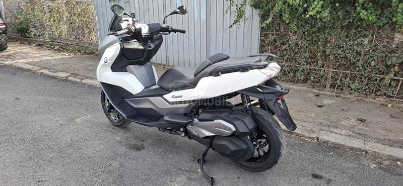 BMW C400