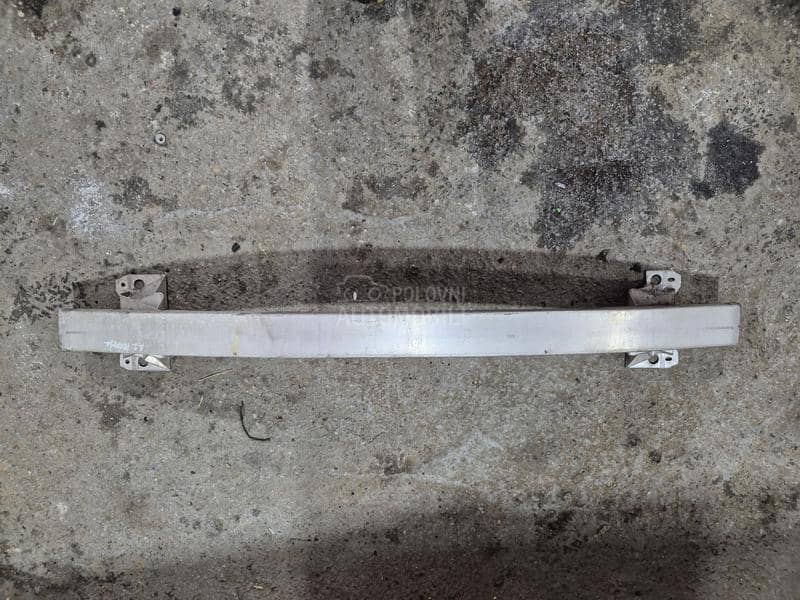 Prednja sina branika