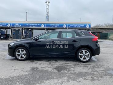 Volvo V40 SUMMUM T.E.K. R.E.G
