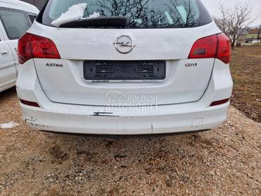 Zadnji branik bela boja za Opel Astra J