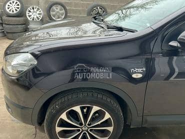 Krilo levo crno GABG za Nissan Qashqai od 2006. do 2013. god.