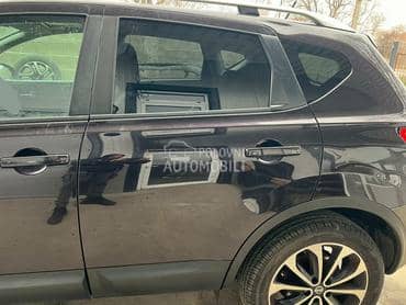Vrata zadnja leva crna GABG za Nissan Qashqai od 2006. do 2013. god.