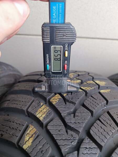 Falken 205/60 R17 Zimska