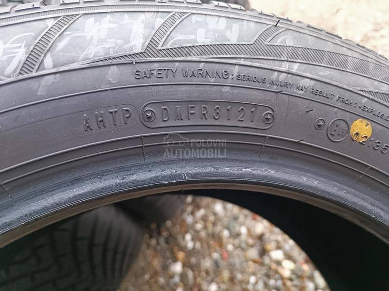 Falken 205/60 R17 Zimska