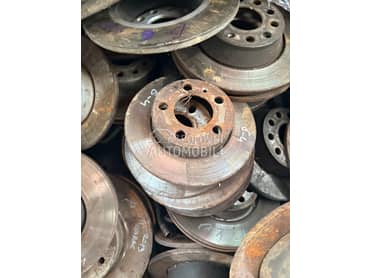 Diskovi doboši za Volkswagen Touran od 2004. do 2015. god.