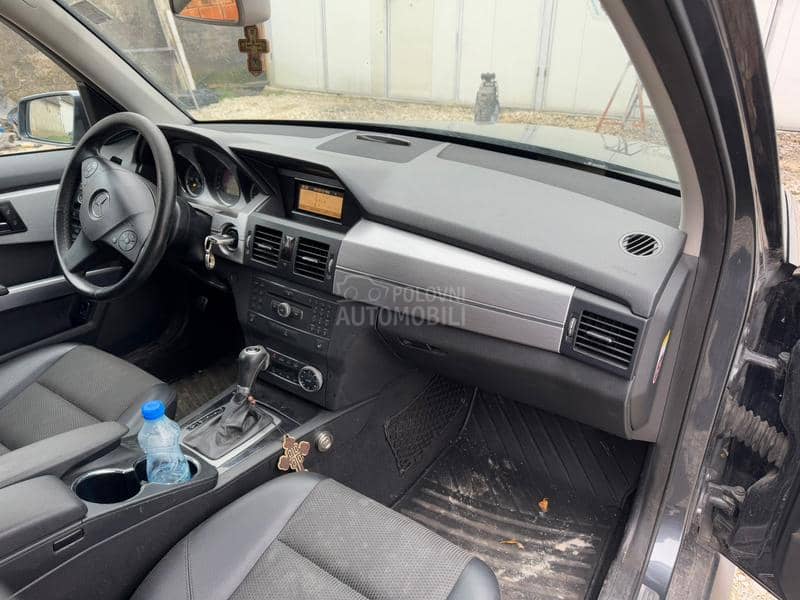 Mercedes Benz GLK Klasa 3.0CDI -  kompletan auto u delovima