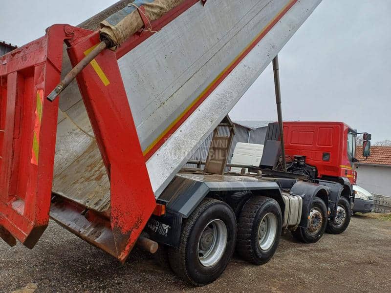 Iveco TRAKKER