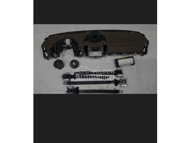 tabla aerbag pojasevi za Porsche Cayenne od 2014. do 2025. god.