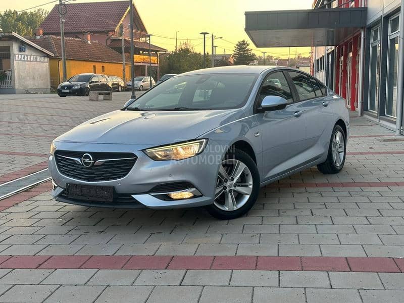 Opel Insignia 1.6CDTI KES