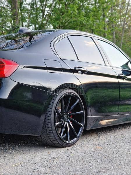 BMW 335 
