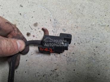 Vakum ventil za N47 motor za BMW Serija 1, Serija 2, Serija 3 ... od 2007. do 2012. god.