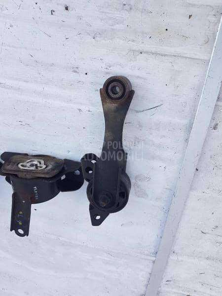 NOSAČI MOTORA,MENJAČA  800 CM