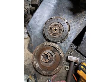 Set kvacila za Renault Modus od 2005. do 2012. god.