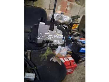 Brava za vrata za Renault Clio, Espace, Grand Espace ... od 1999. do 2012. god.