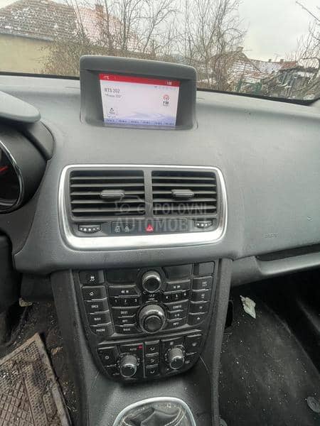 Opel Meriva 1.3cdt 2014. god. -  kompletan auto u delovima