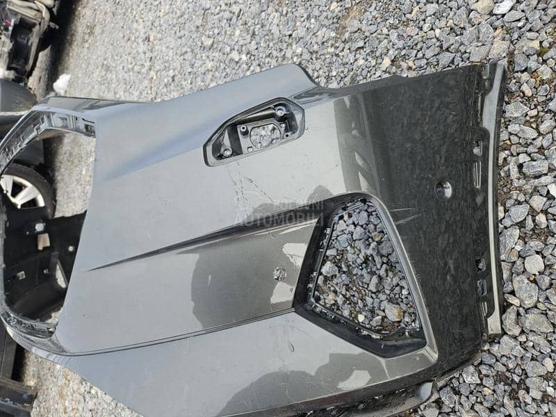 E TRON BRANIK 4KE PREDNJI