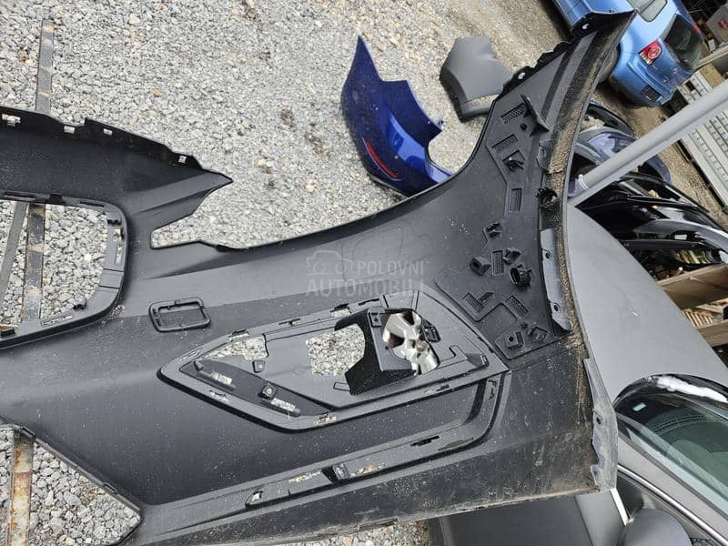 S60 V60 D3 BRANIK PREDNJI