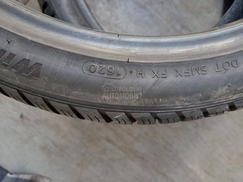 Hankook 225/40 R19 Sve sezone