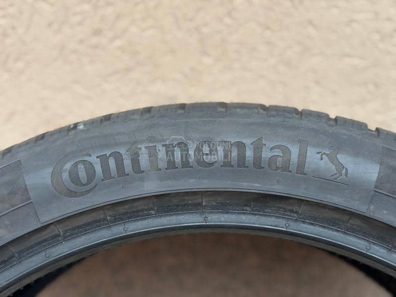 Continental 255/40 R21 Zimska