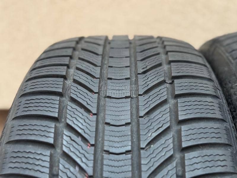 Continental 255/40 R21 Zimska