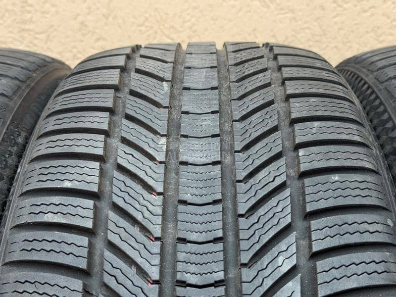 Continental 255/40 R21 Zimska