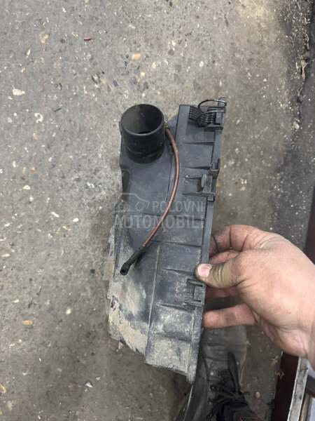 Kuciste filtera vazduha 16v