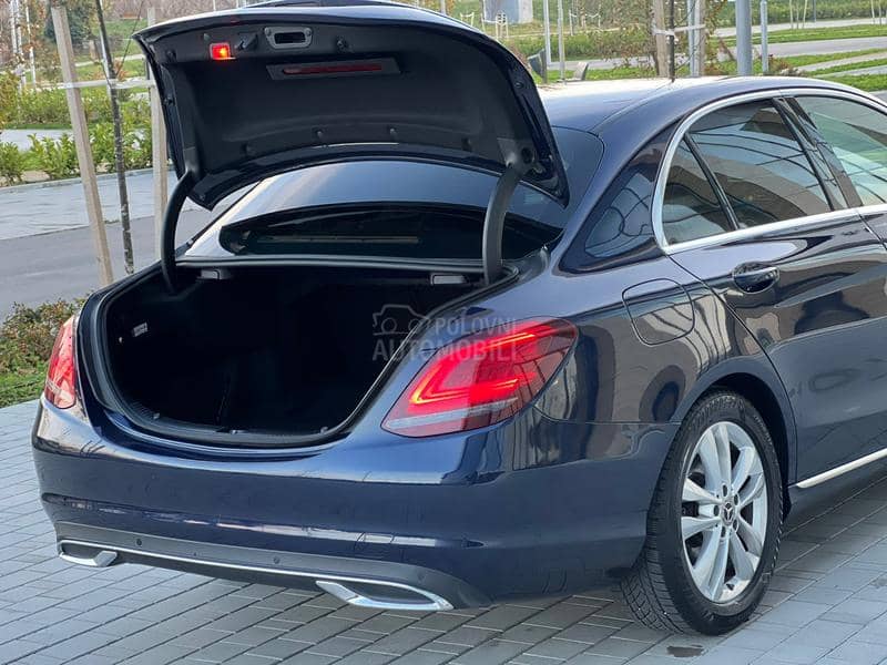 Mercedes Benz C 220 9G