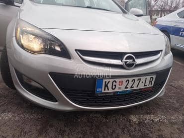 Opel Astra J enjoy