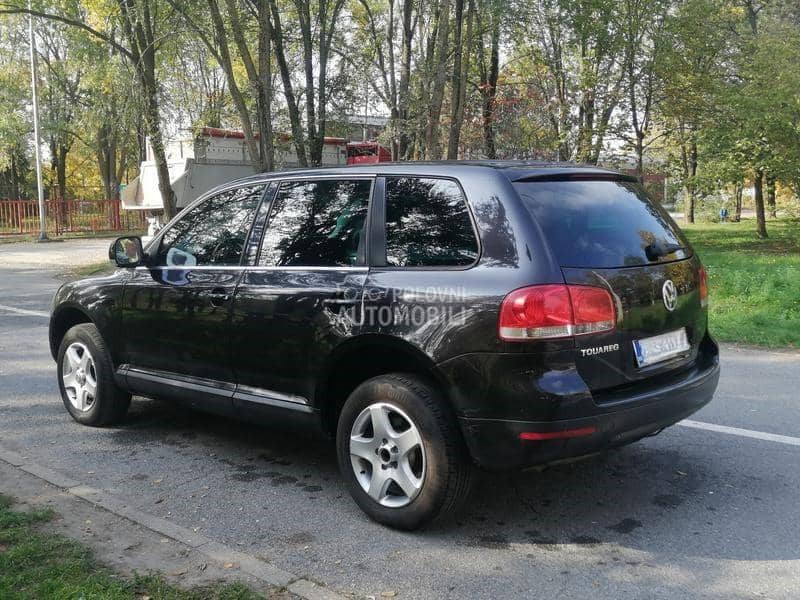 Volkswagen Touareg -  kompletan auto u delovima