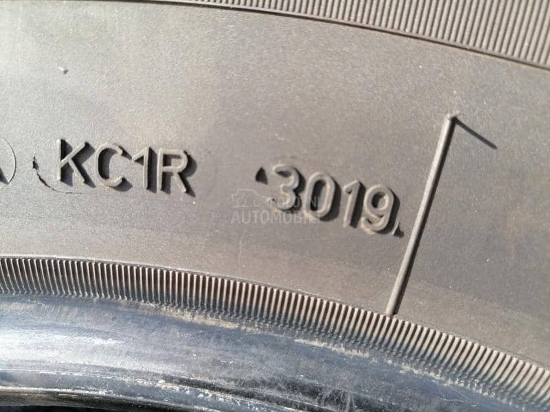 Fulda 215/70 R16 Zimska