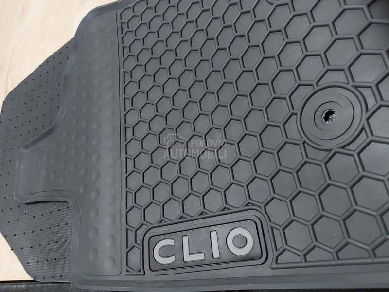 Tipske gumene patosnice