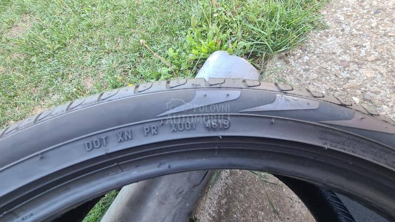 Pirelli 275/35 R22 Letnja