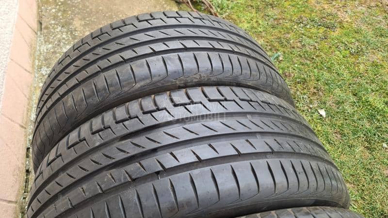 Continental 235/50 R19 Letnja