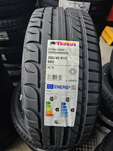 Taurus 205/45 R17 Letnja