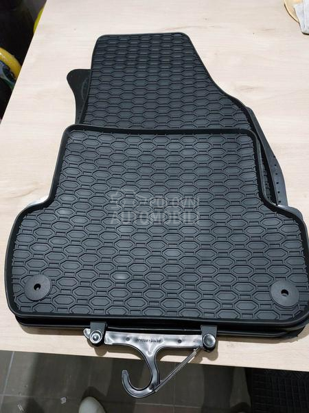 Tipske gumene patosnice