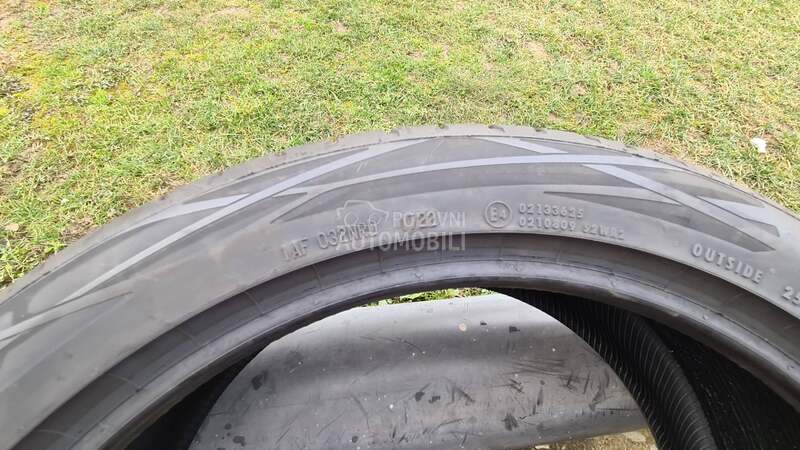 Continental 255/40 R21 Letnja