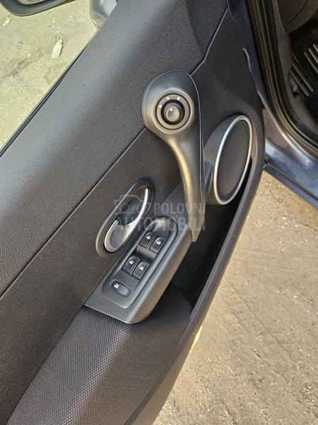 Renault Clio 1.6 16v CH
