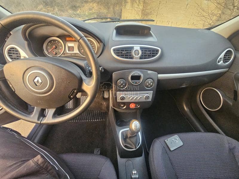 Renault Clio 1.6 16v CH
