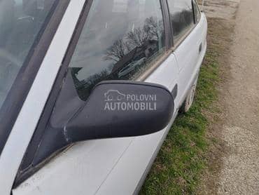 Retrovizor za Opel Astra F