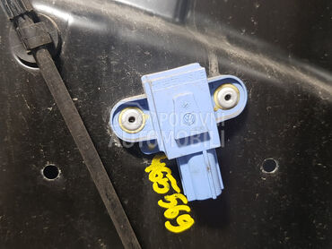 SENZOR AIRBAGA za Volkswagen Passat B6