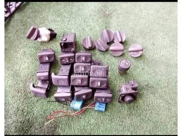 Prekidac podizaca stakla za Land Rover Freelander od 1998. do 2006. god.