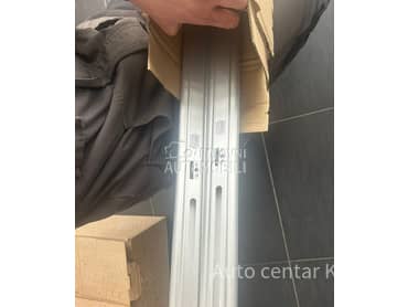 Poprečni krovni nosači za Renault Megane