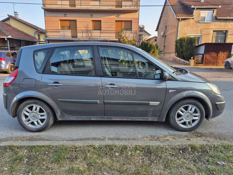 Renault Scenic 1.9 DCI