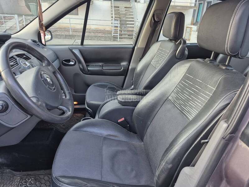 Renault Scenic 1.9 DCI