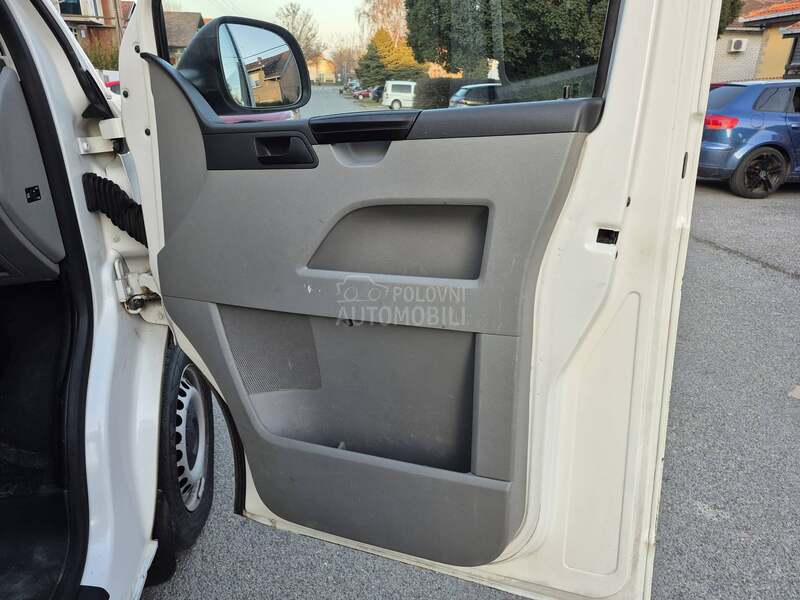 Volkswagen Transporter T5 2.0 TDI CR 140