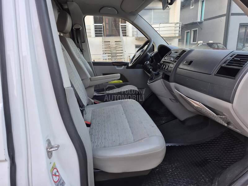 Volkswagen Transporter T5 2.0 TDI CR 140