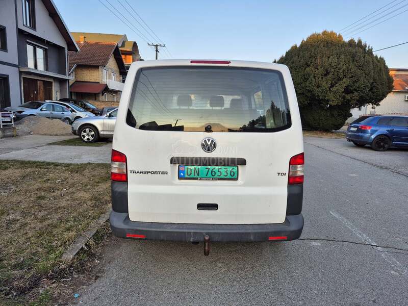 Volkswagen Transporter T5 2.0 TDI CR 140