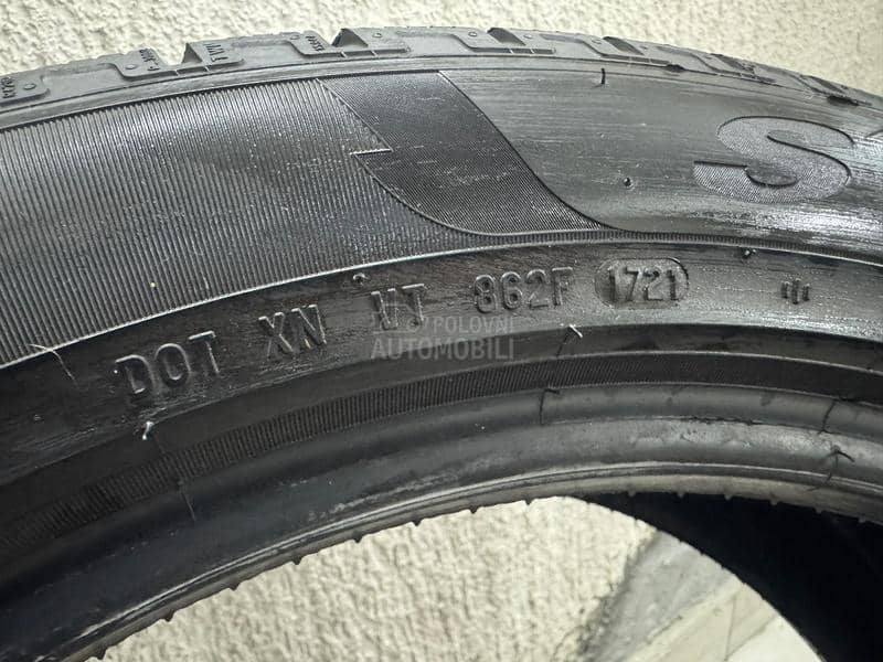 Pirelli 235/50 R20 Zimska