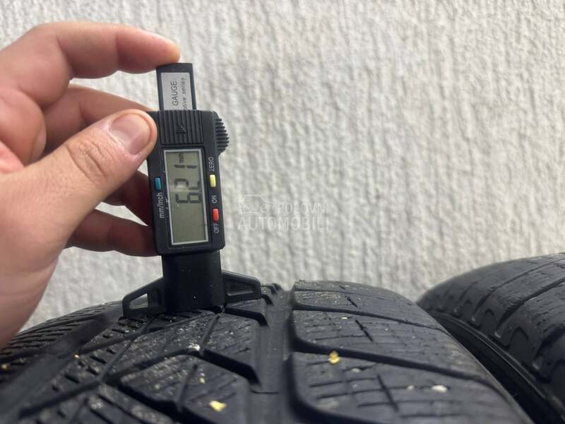 Pirelli 235/50 R20 Zimska